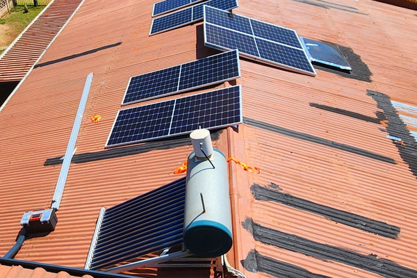 Can You Install Solar Panels Yourself? DIY Solar vs Professional Installation